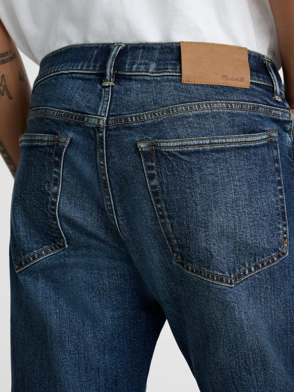 Madewell danden wash 36 32 Athletic Slim Jeans